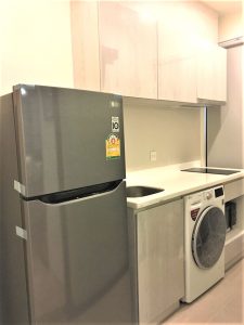 Asoke CBD Condo For Rent Life Asoke near MRT Petchburi