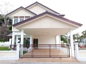 ขายบ้่านเดี่ยวโครงการโกลเด้นปาร์ค ศรีราชา