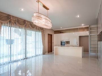 ขายบ้านเดี่ยวหรูตกแต่งใหม่ บ้านมือสองหลังใหญ่กรุงเทพกรีฑาตัดใหม่ ขายบ้านเดี่ยวหรูPerfect Master Pieceใกล้สนามบินสุวรรณภูมิ,
